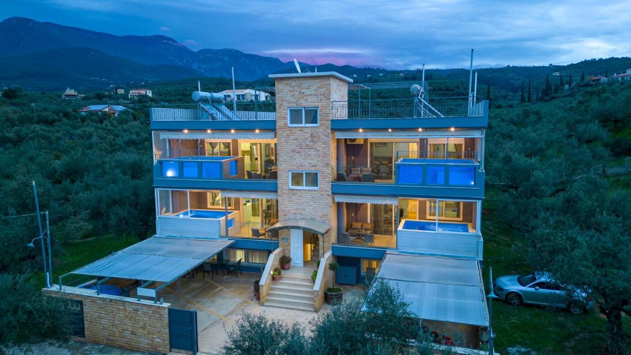 קלמאטה Grand Suites With Private Pools מראה חיצוני תמונה