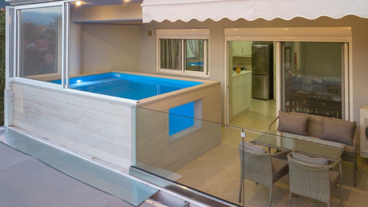 קלמאטה Grand Suites With Private Pools מראה חיצוני תמונה
