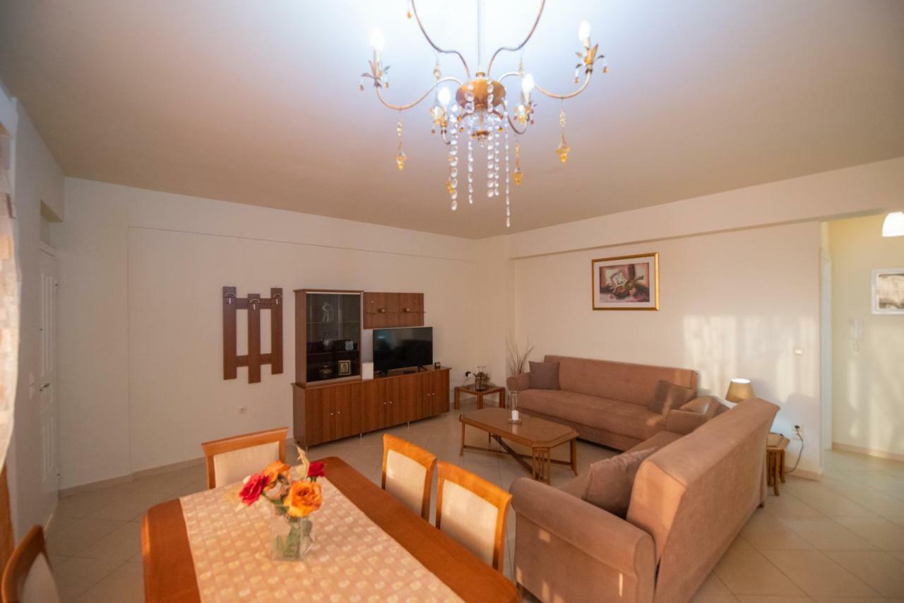 קלמאטה Grand Suites With Private Pools מראה חיצוני תמונה