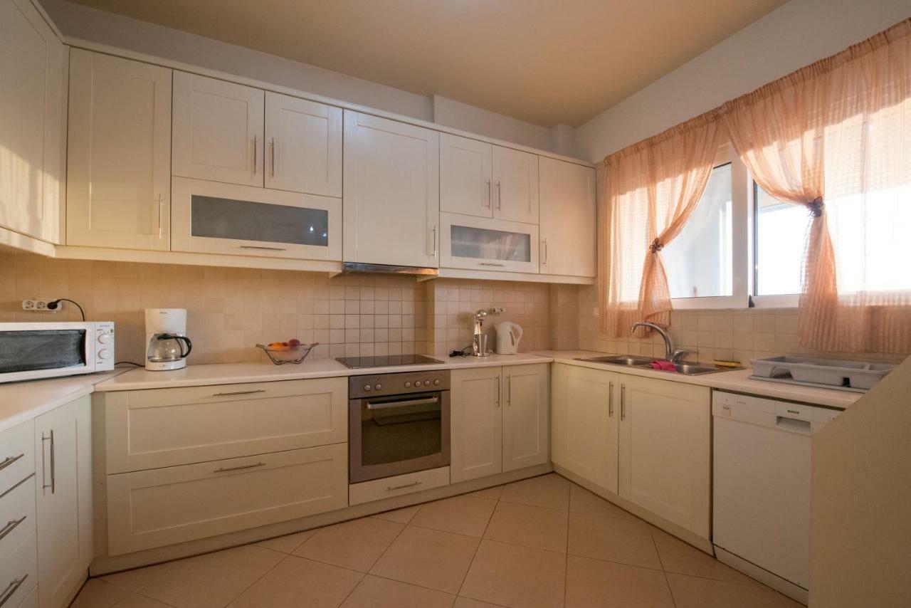 קלמאטה Grand Suites With Private Pools מראה חיצוני תמונה